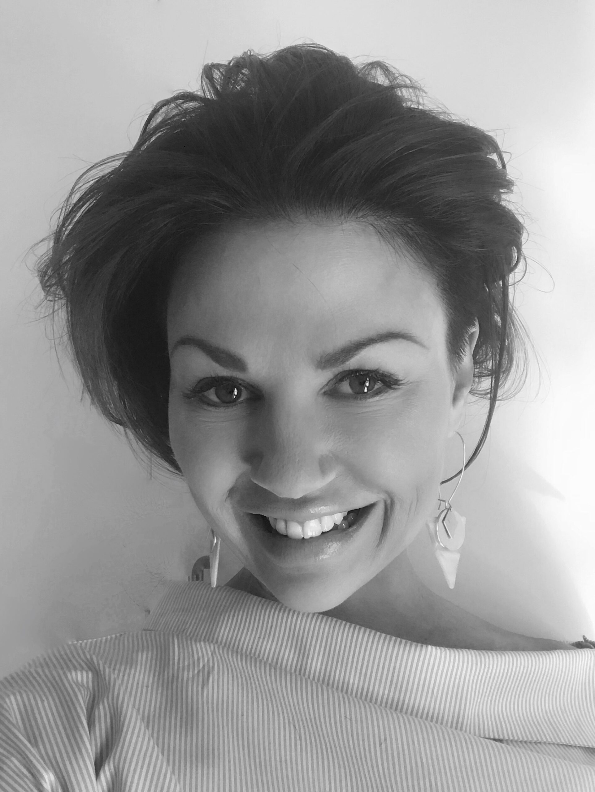 Outline Dance Centre - archive performance 07