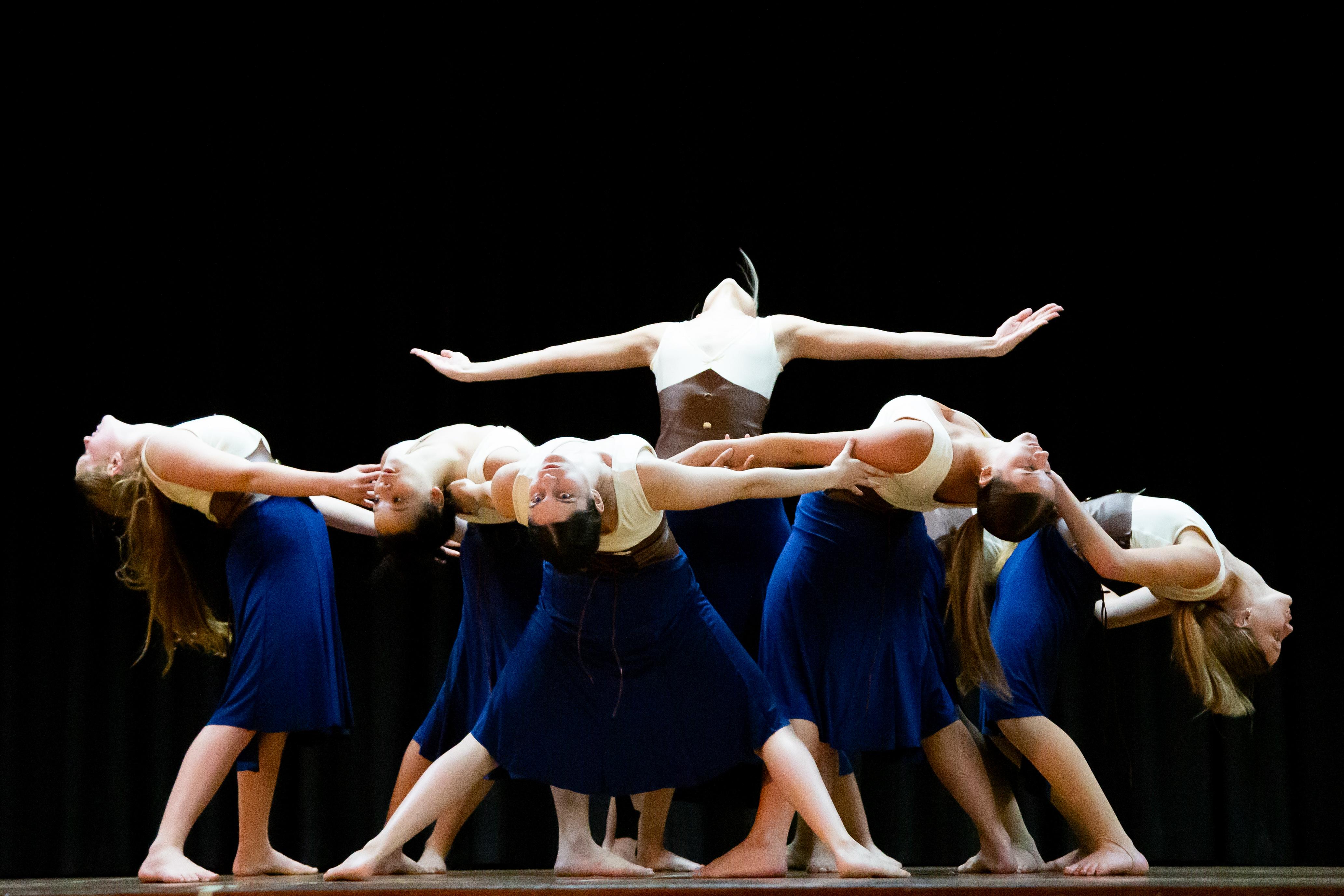 Outline Dance Centre - group blue dress lift formation