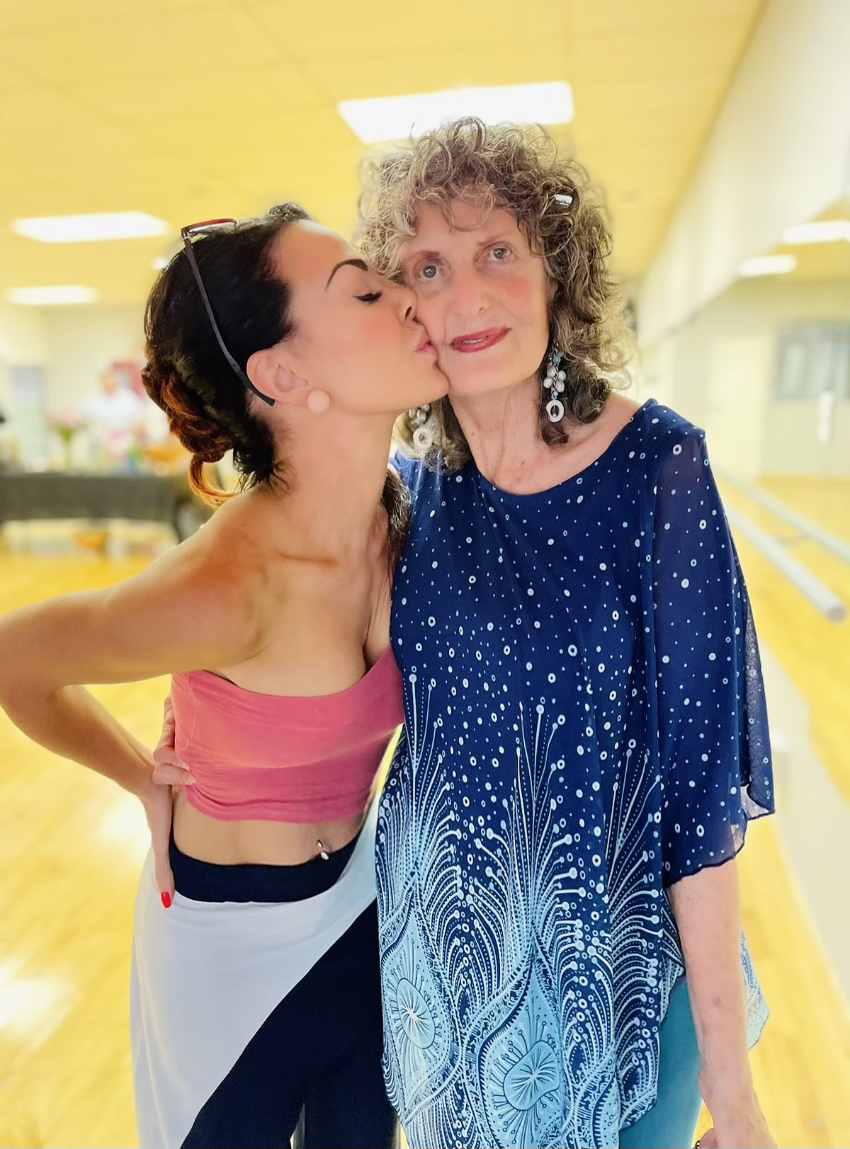 Outline Dance Centre - performance photo 02